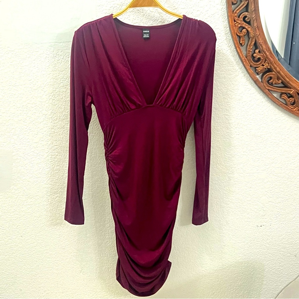 Brand new midi dress w/ruched sides